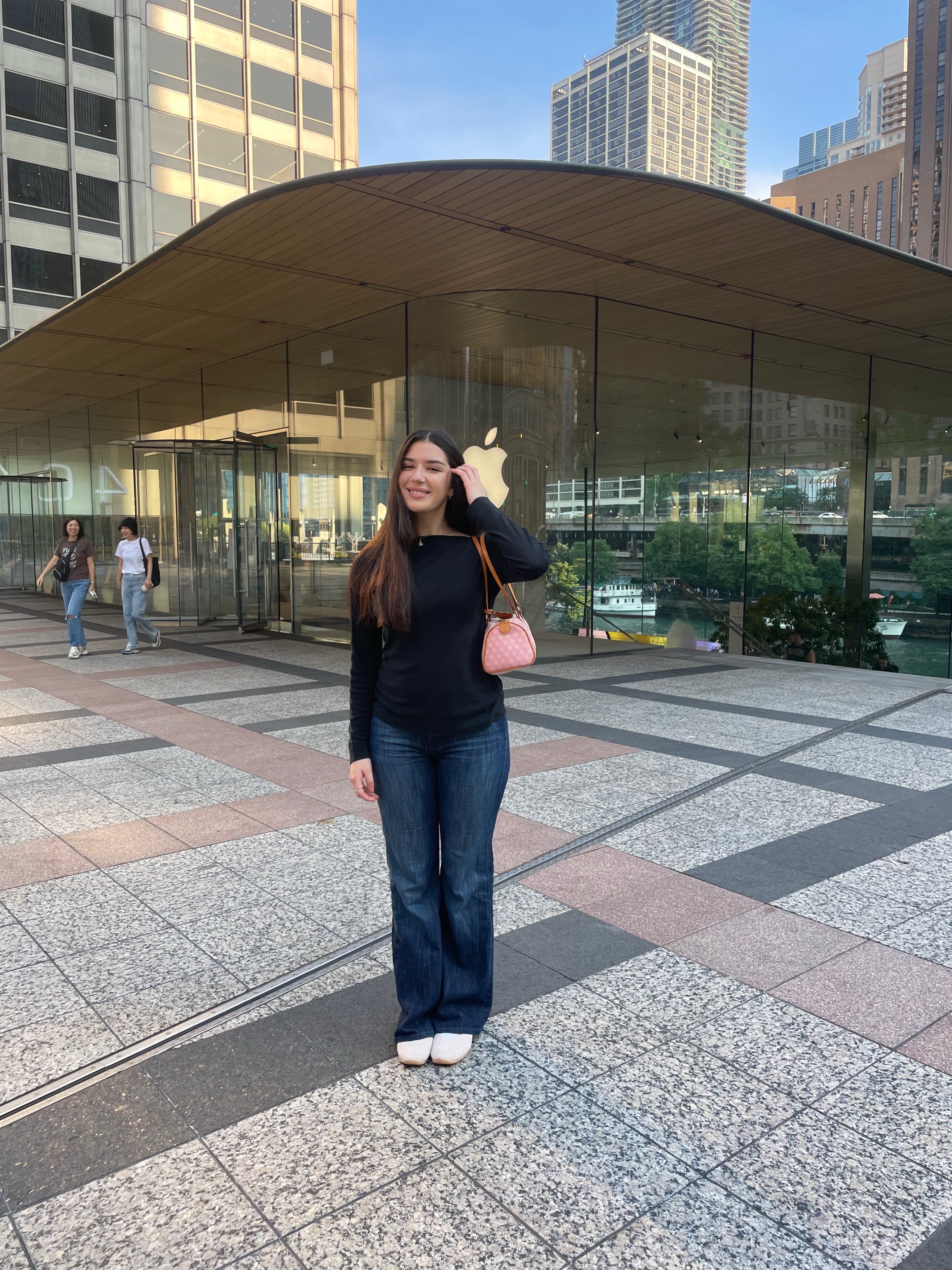 Apple Store Michigan Avenue Chicago